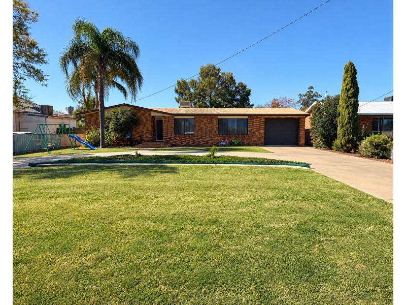 15 Henry Street, Yenda NSW 2681