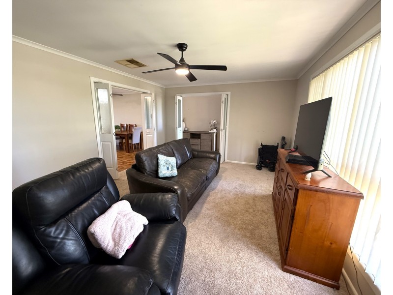 15 Henry Street, Yenda NSW 2681