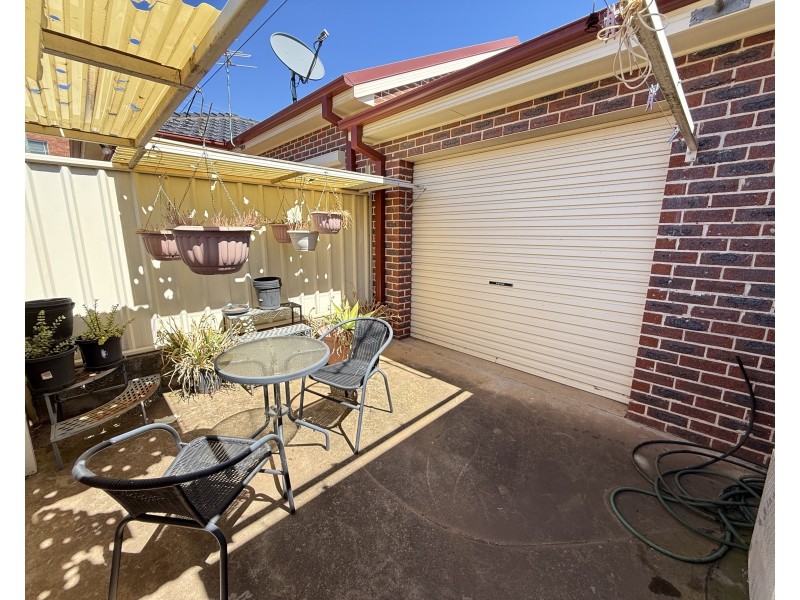 6 Collarene Avenue, Griffith NSW 2680