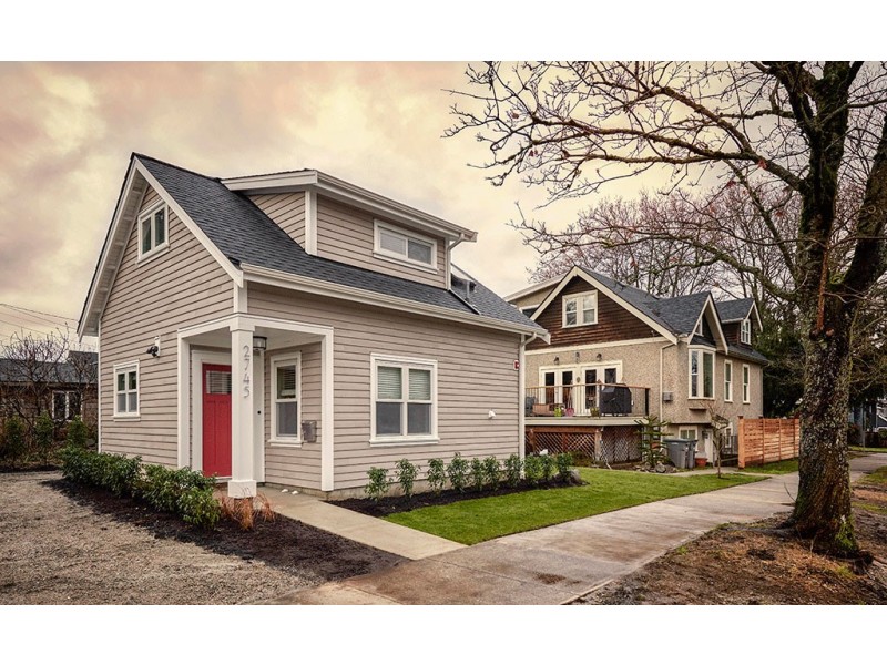 2/5 15th street, Preston VIC 3072