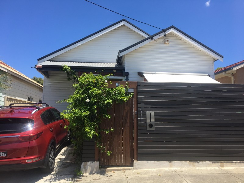 9 Orlando Rd, Lambton NSW 2299