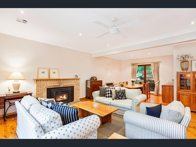 24 Arthur Circle, Forrest ACT 2603