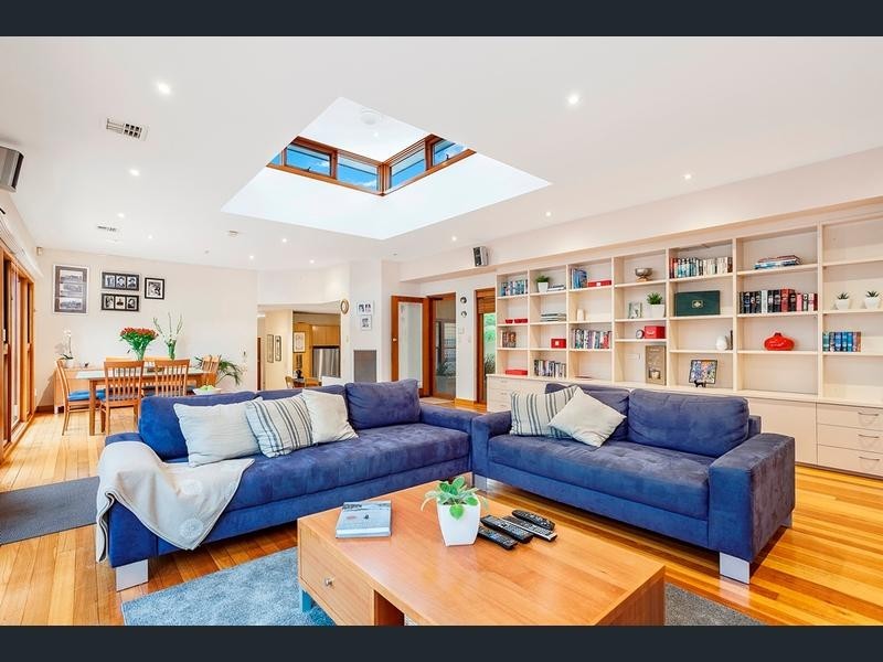 24 Arthur Circle, Forrest ACT 2603