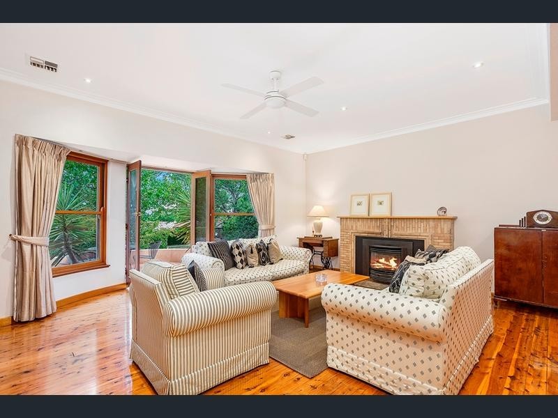 24 Arthur Circle, Forrest ACT 2603
