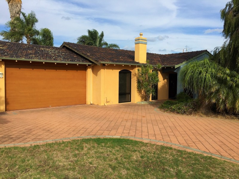 32 Portree Way, Duncraig WA 6023