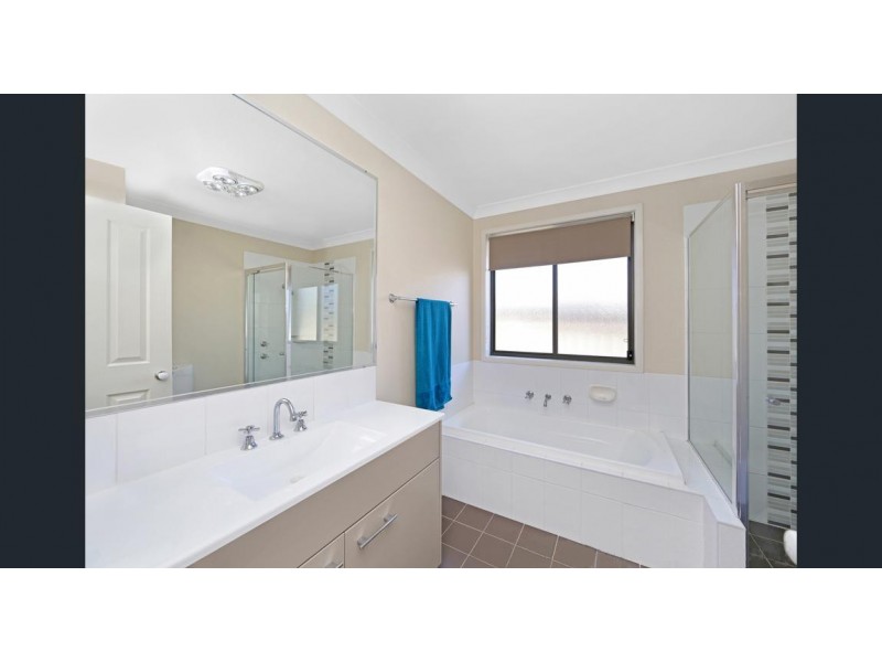 16 kiah, Watanobbi NSW 2259