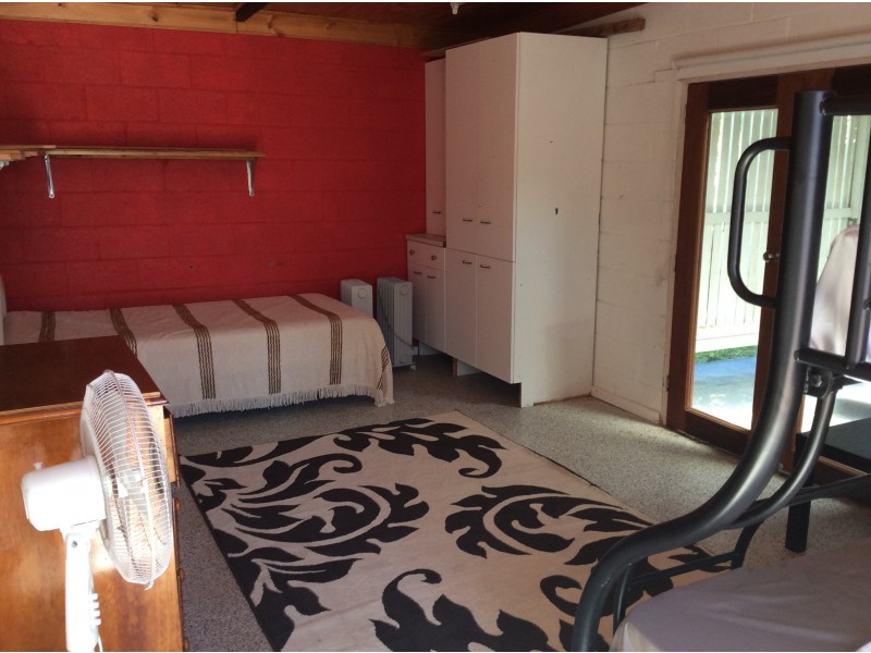 31 Elizabeth Avenue, Clontarf QLD 4019