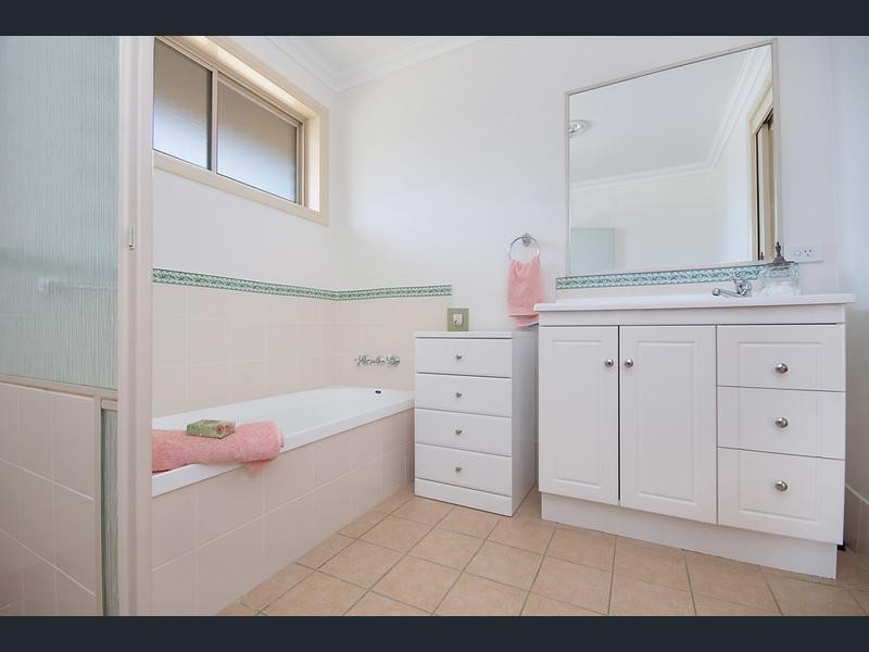 1 Cox Street, Yamba NSW 2464