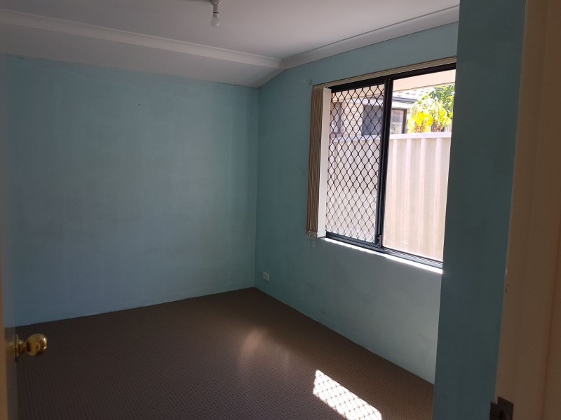 4/53 Centre Street, Queens Park WA 6107