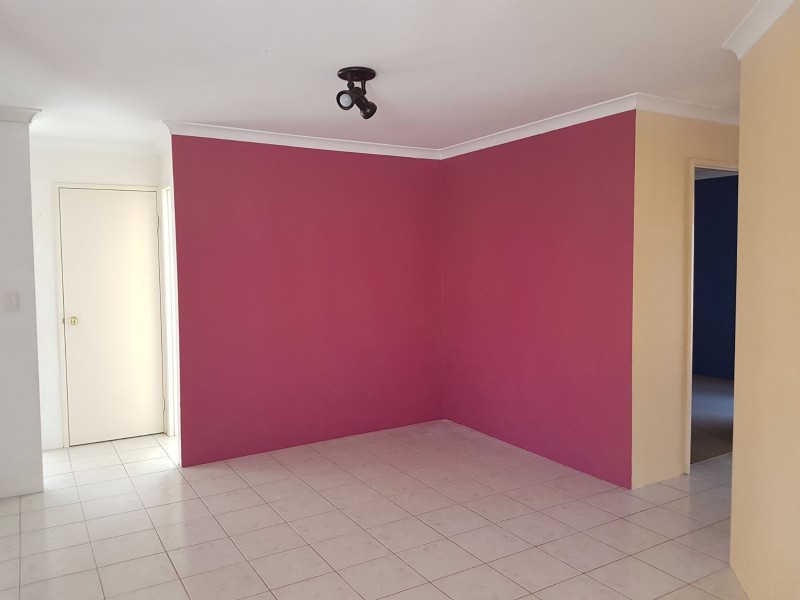 4/53 Centre Street, Queens Park WA 6107