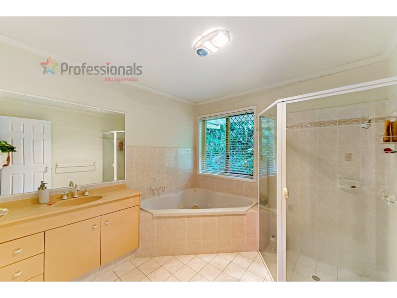 7 Basswood Court, Bonogin QLD 4213