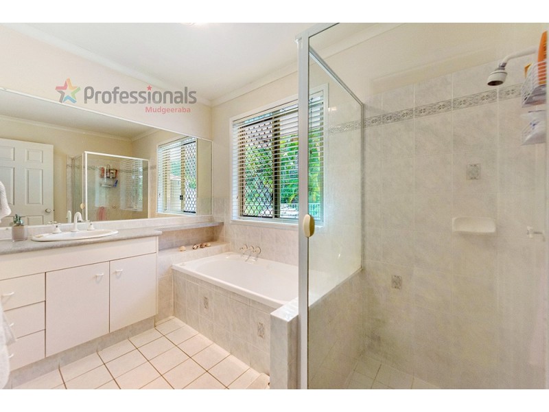 7 Basswood Court, Bonogin QLD 4213