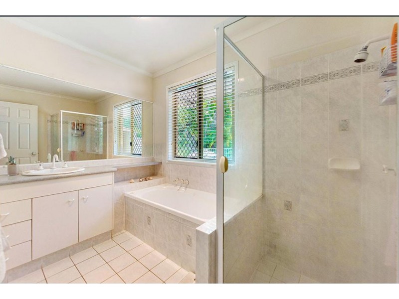 7 Basswood Court, Bonogin QLD 4213