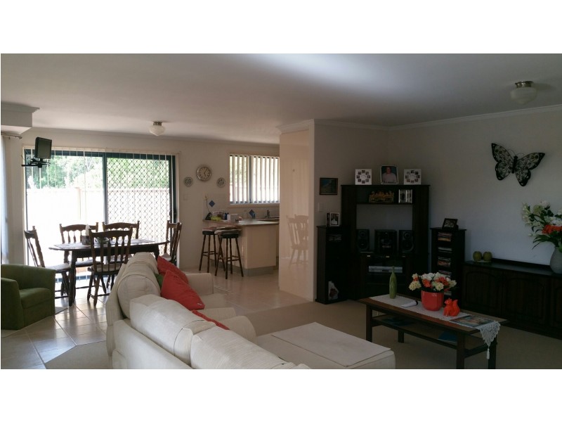 3a Rennie Cres, Tuncurry NSW 2428