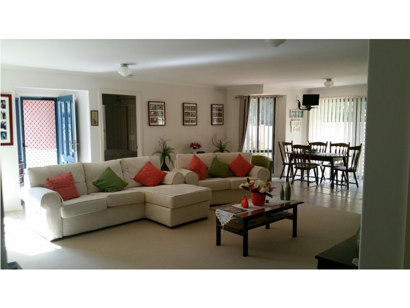 3a Rennie Cres, Tuncurry NSW 2428