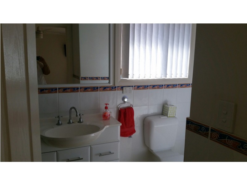 3a Rennie Cres, Tuncurry NSW 2428