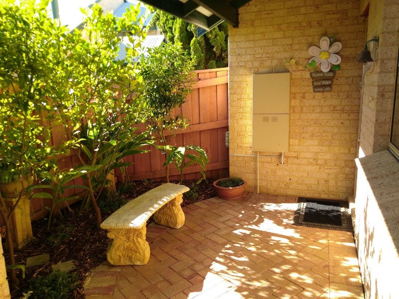 11/3 – 5 Dover Street, Greenfields WA 6210