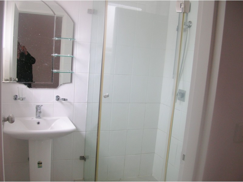 7/232 Barkly str, St Kilda VIC 3182