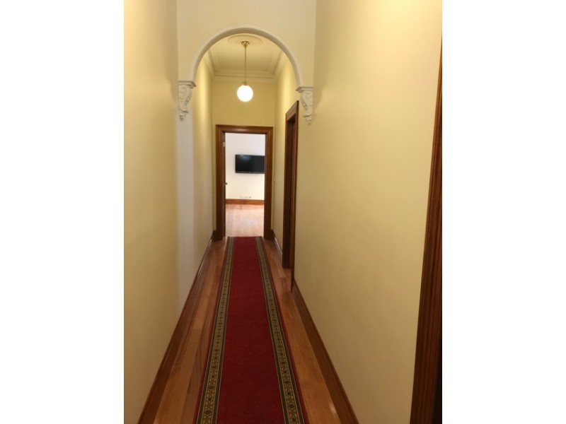 122 Station, Carlton VIC 3053
