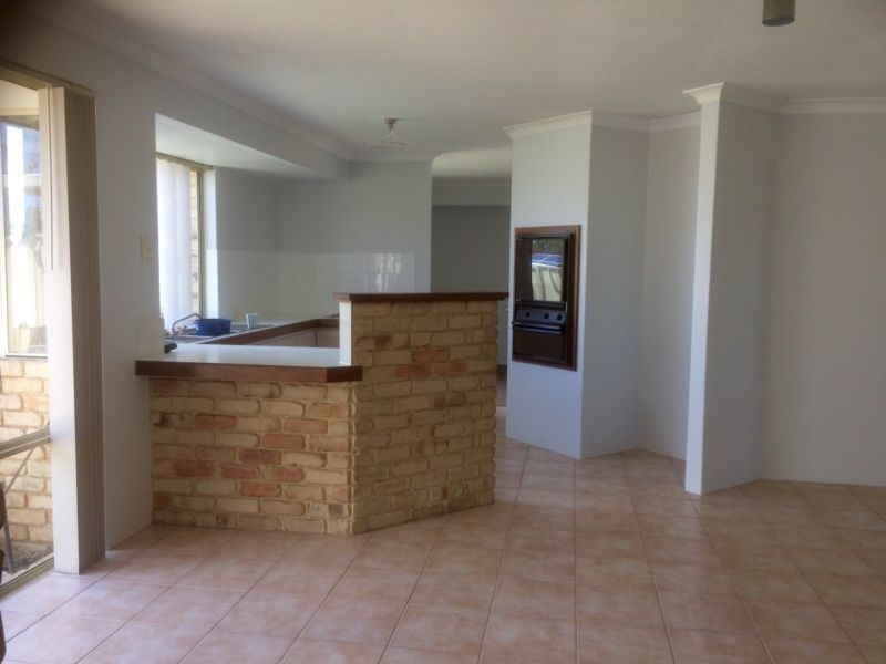 7 RHYL CLOSE, Warnbro WA 6169