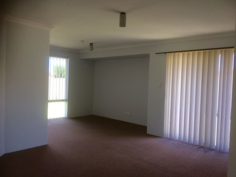 7 RHYL CLOSE, Warnbro WA 6169