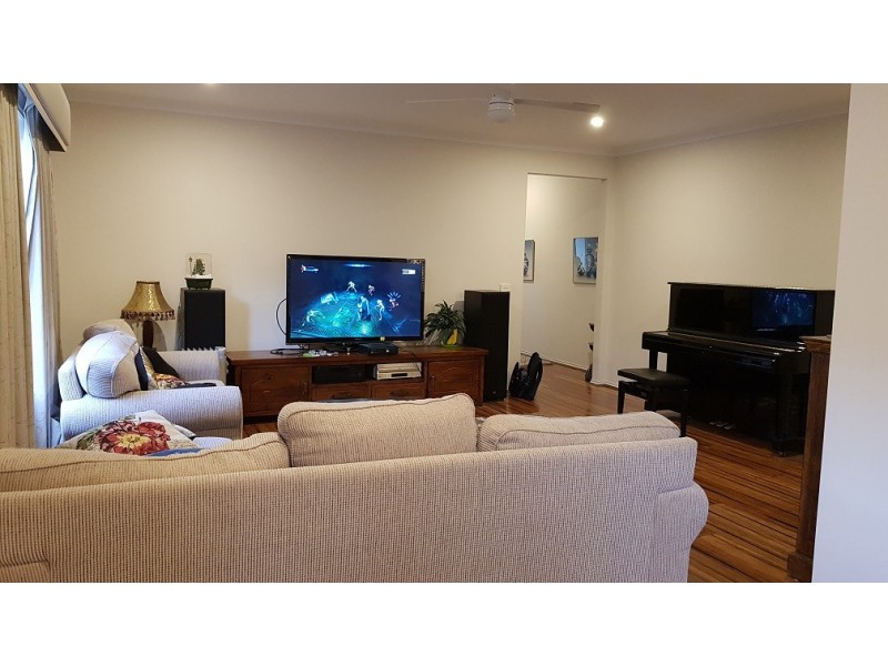 22 Sedgefield Avenue, Truganina VIC 3029