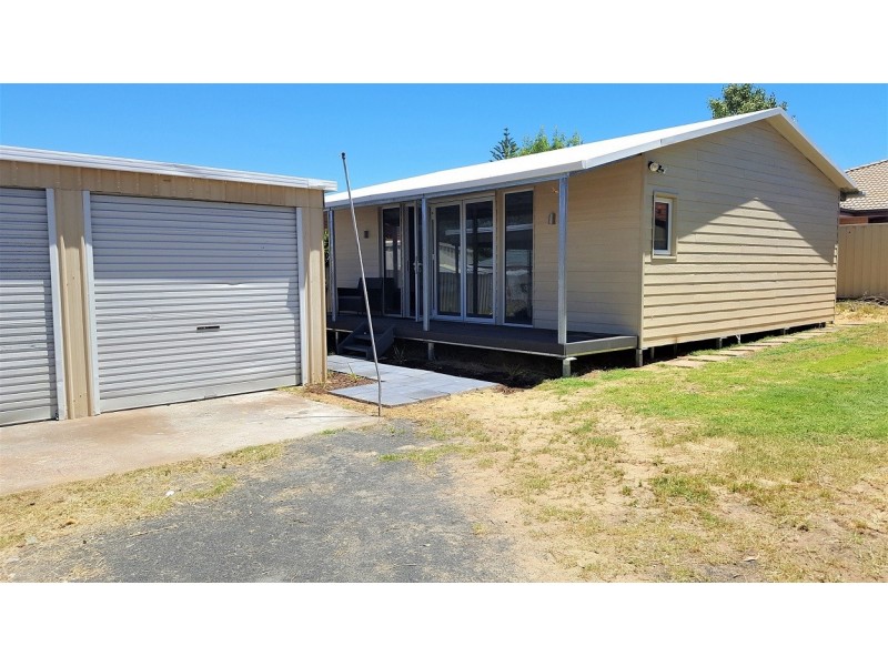 47 Hands Avenue, Carey Park WA 6230