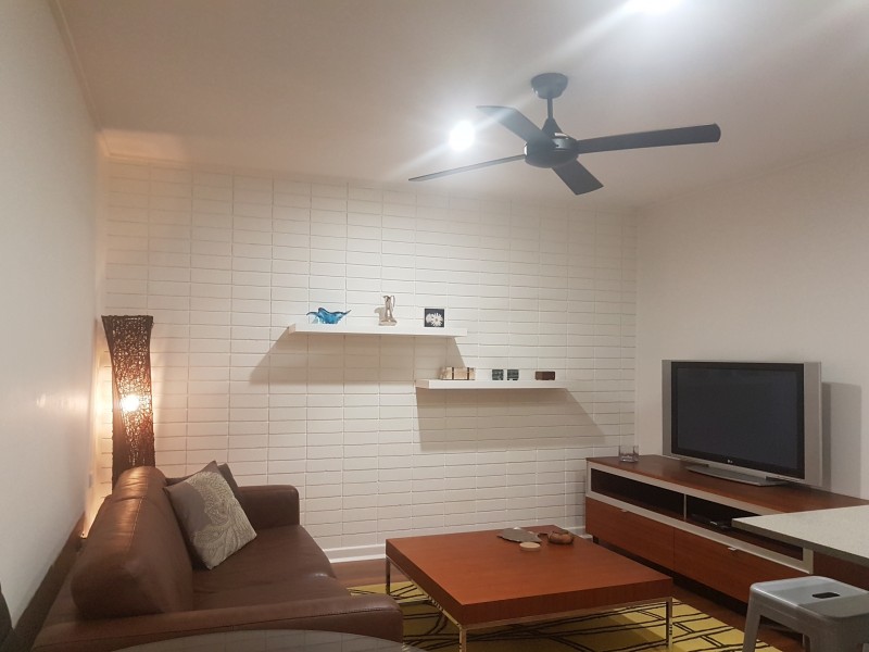 3/27 Thomas Dr, Chevron Island QLD 4217