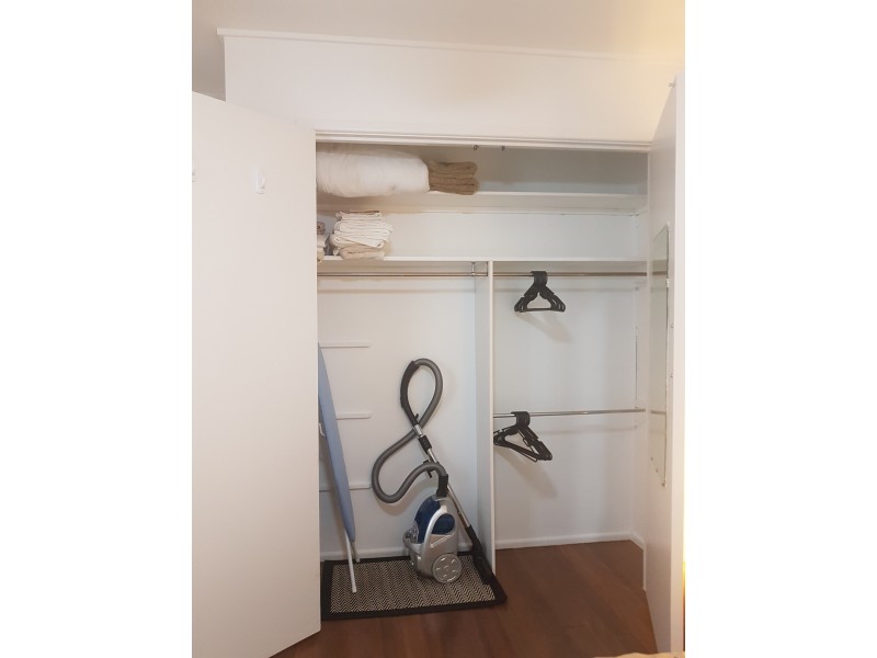 3/27 Thomas Dr, Chevron Island QLD 4217