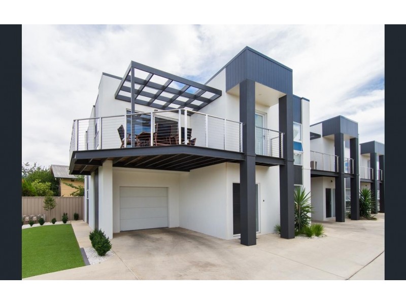22/67 Smith Drive, Bendigo VIC 3550