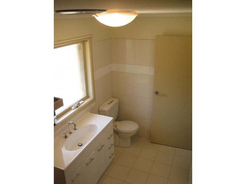 4/53-55 Warwick Rd, Greensborough VIC 3088