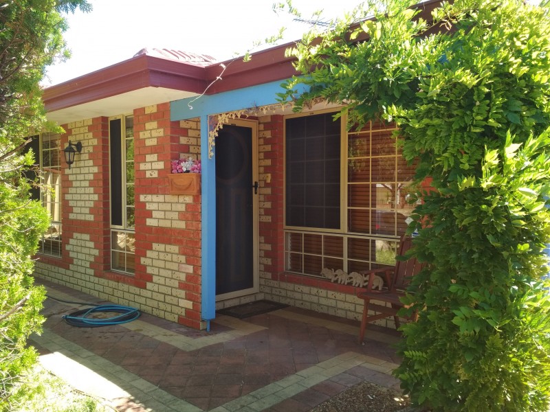 205 Eddystone ave, Beldon WA 6027