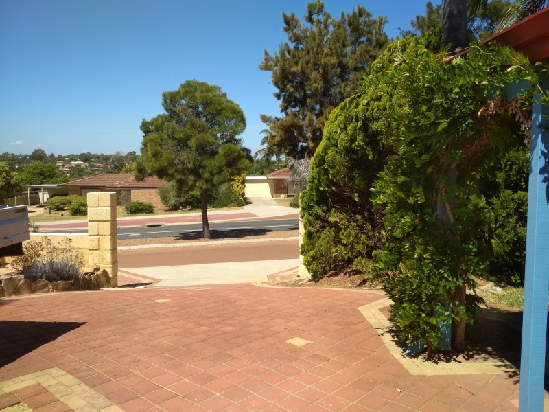 205 Eddystone ave, Beldon WA 6027