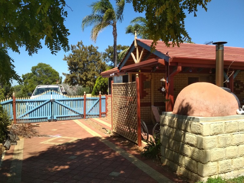 205 Eddystone ave, Beldon WA 6027