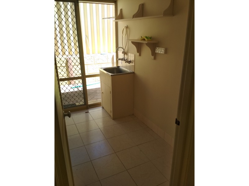 205 Eddystone ave, Beldon WA 6027