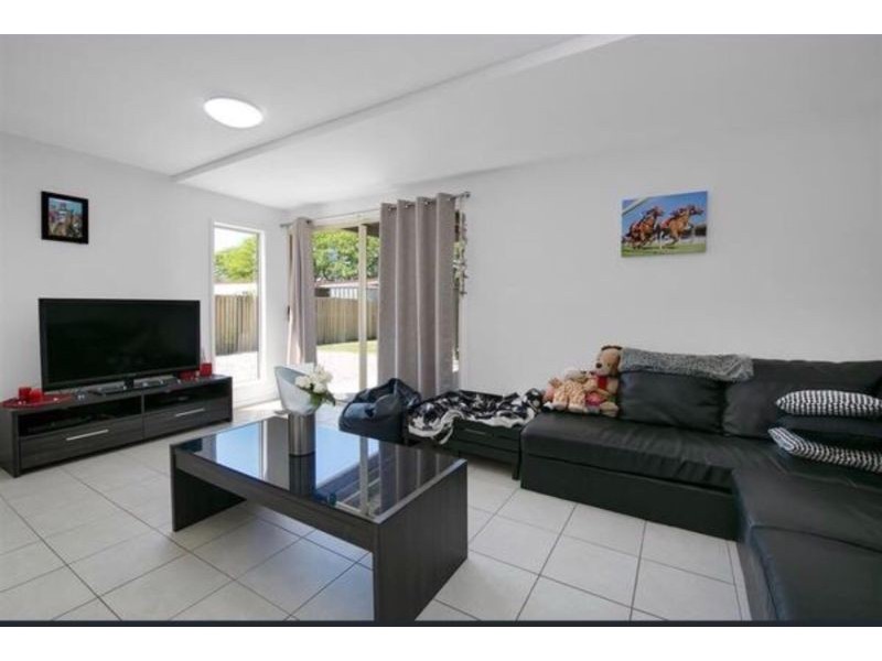 109 Raceview Ave, Hendra QLD 4011