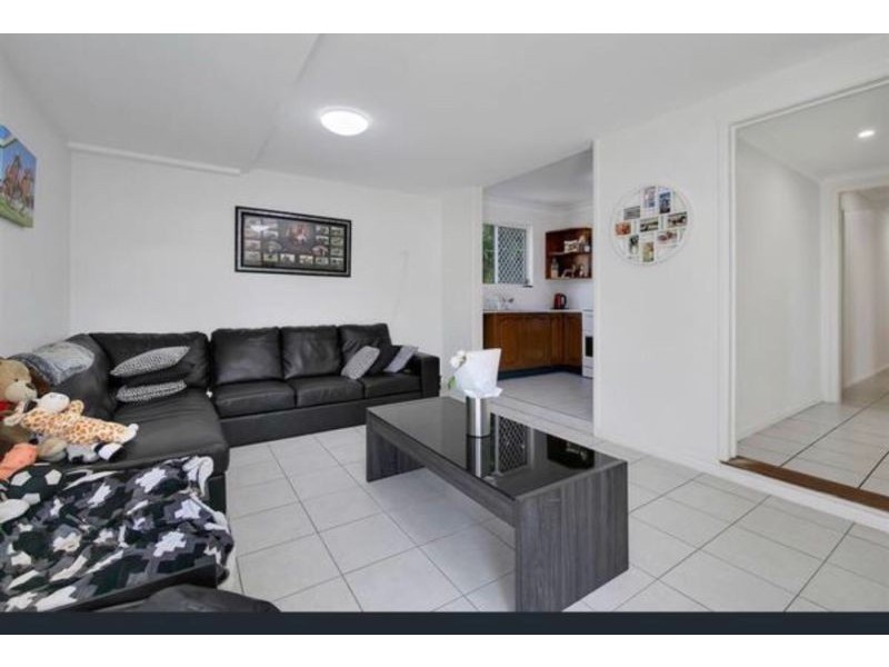 109 Raceview Ave, Hendra QLD 4011