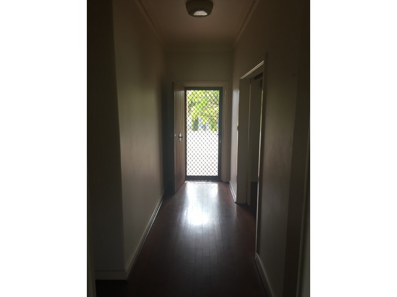 24 Bilinga Road, Westminster WA 6061