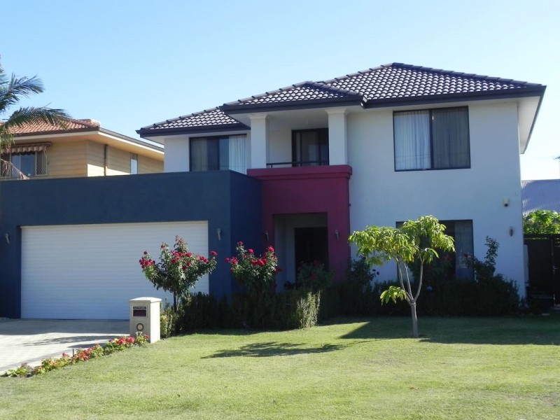 17B Parklands Square, Riverton WA 6148