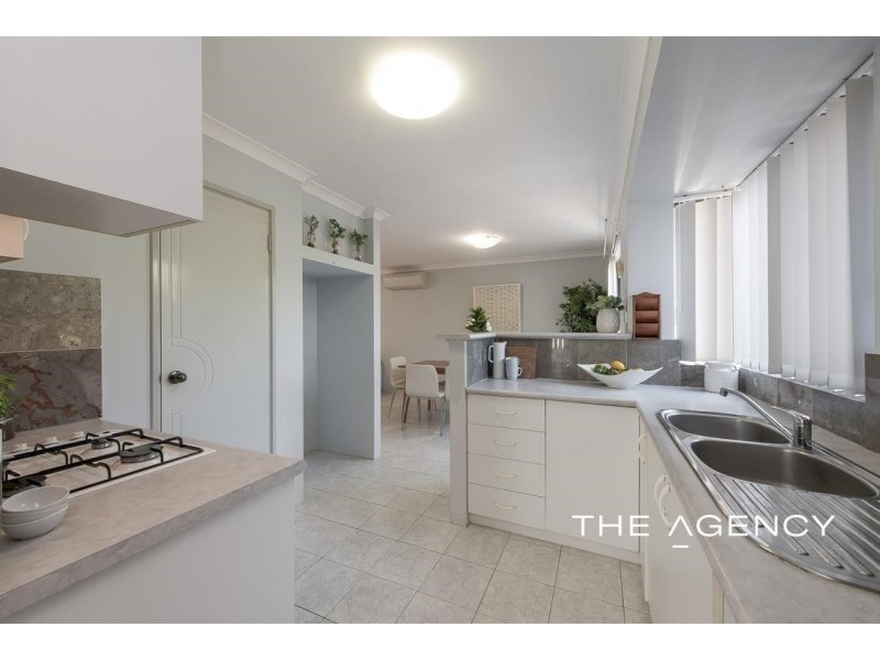 2/10 Langbank Close, Kinross WA 6028