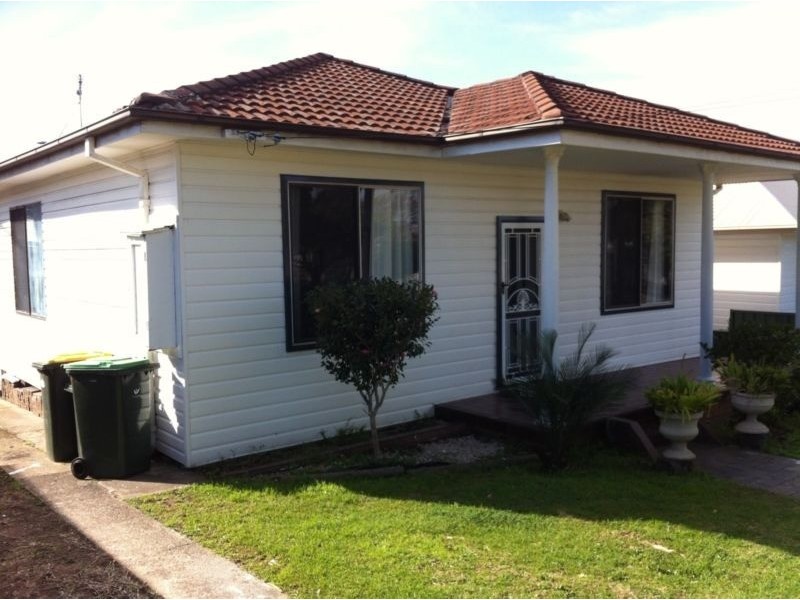 5 Dick Street, Corrimal NSW 2518