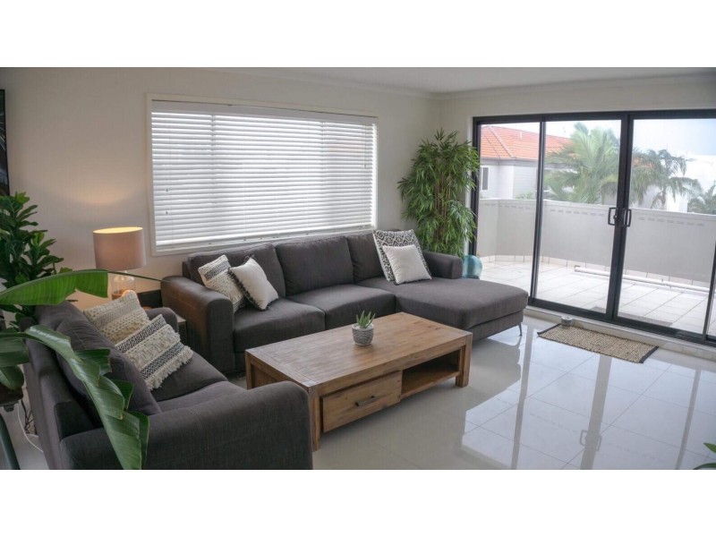 10/33 Ventura Road, Mermaid Beach QLD 4218