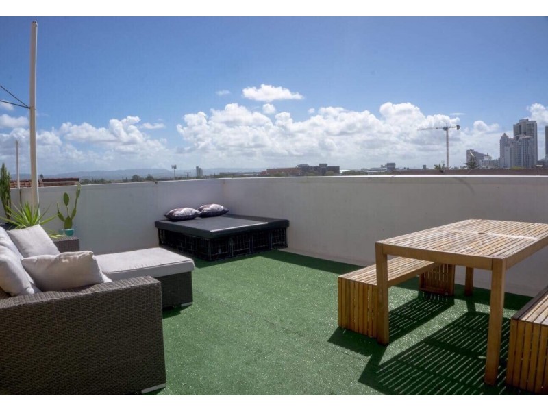 10/33 Ventura Road, Mermaid Beach QLD 4218