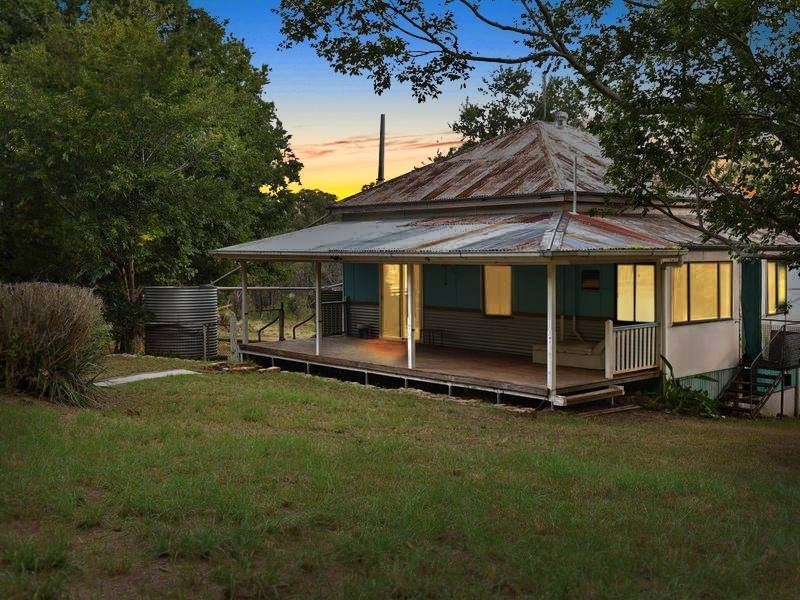 14 Dingo Mountain Road, Crows Nest QLD 4355