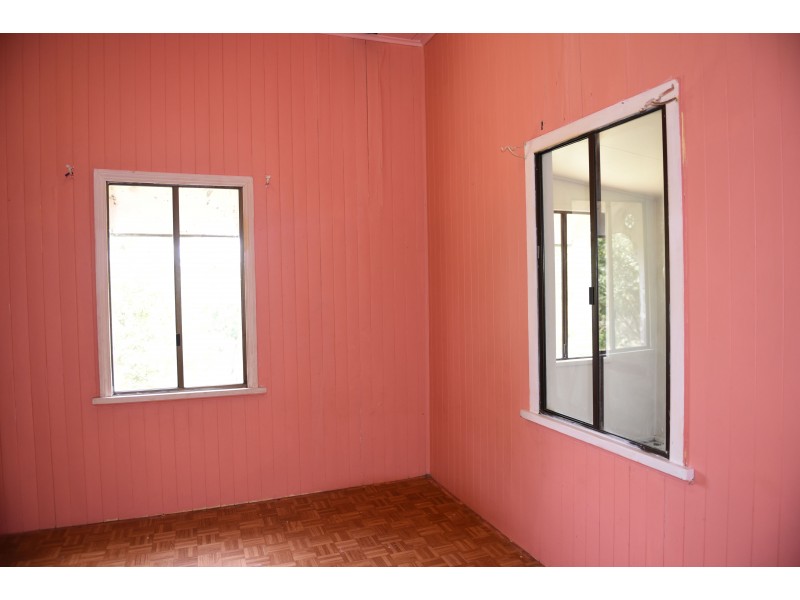 14 Dingo Mountain Road, Crows Nest QLD 4355