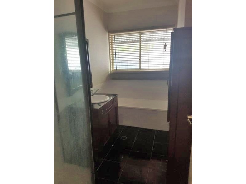 832 Waterworks Road, The Gap QLD 4061