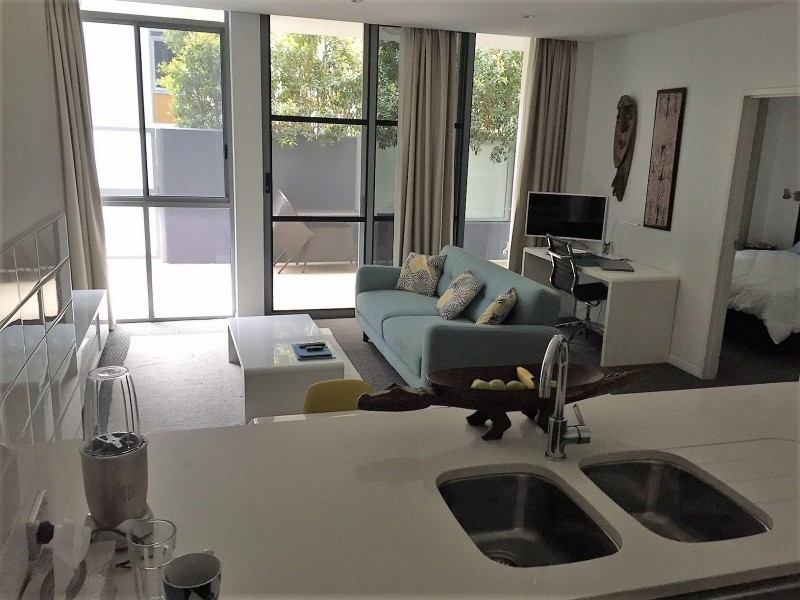 307/6 Aqua Street, Southport QLD 4215