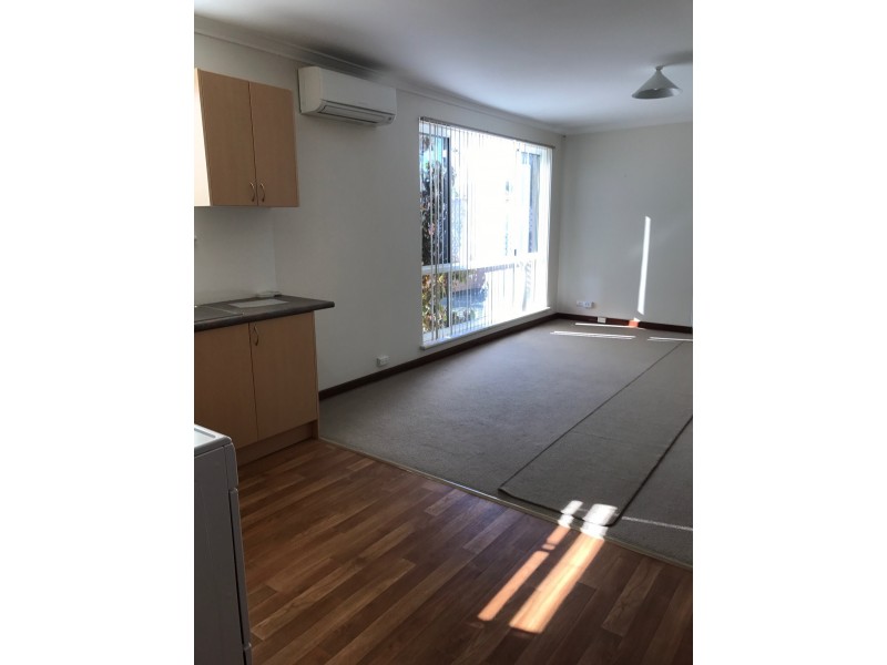 4/33 Troy Terrace, Daglish WA 6008