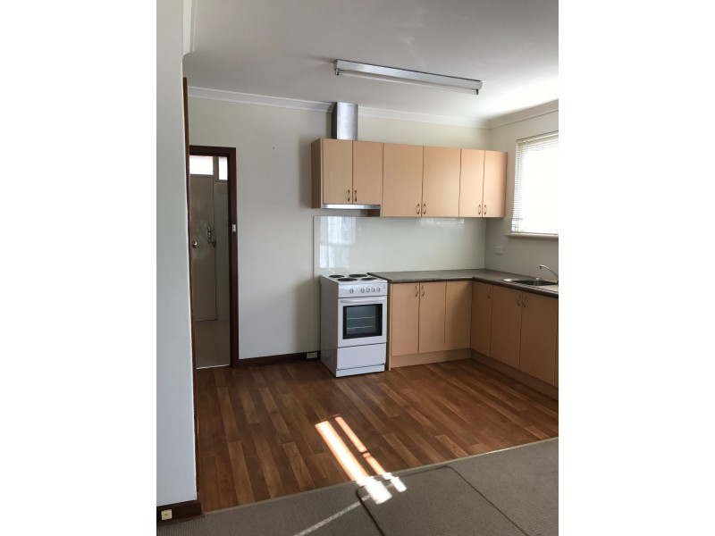 4/33 Troy Terrace, Daglish WA 6008