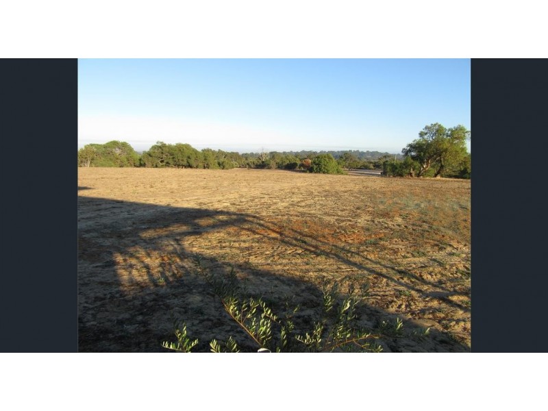 400 Wannamal Road West, Mindarra WA 6503